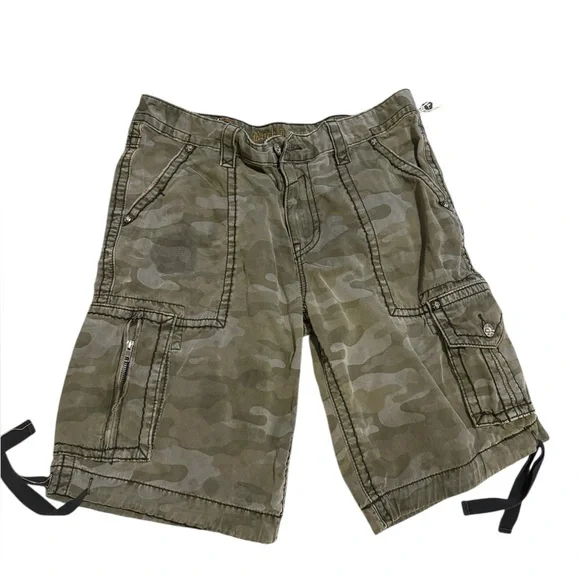 Rock Revival mens camo shorts ( greens) EUC size 38 /23 - Picture 2 of 8
